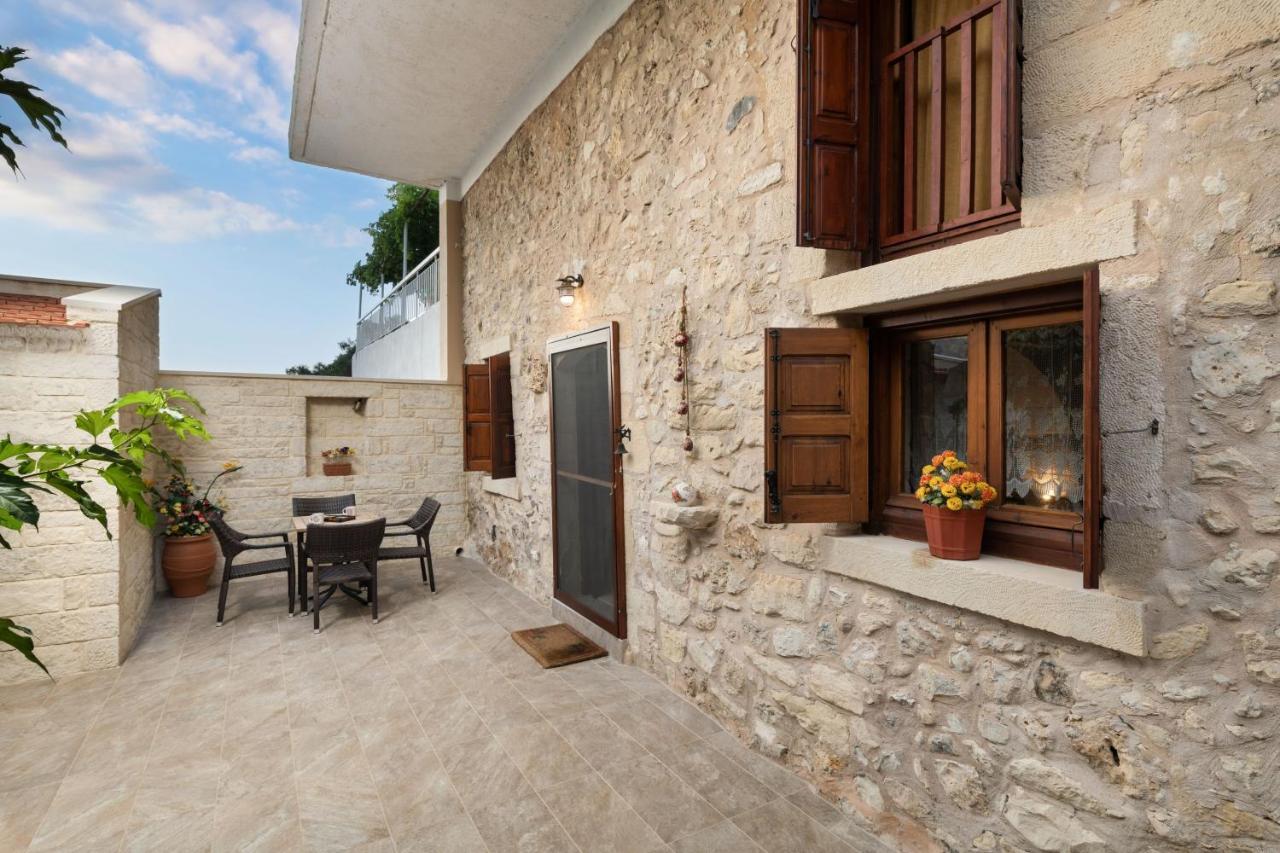 Pagonas Traditional House Mourion  Exterior photo